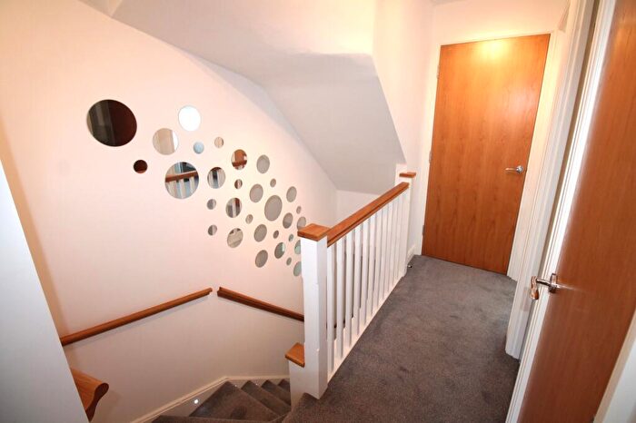 4 Bedroom Semi-Detached House For Sale In Newdawn Place, Cheltenham, GL51