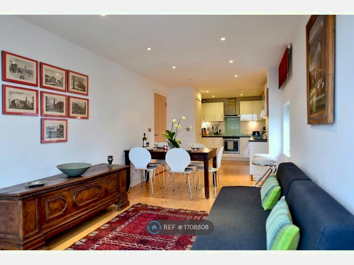 2 Bedroom Flat To Rent In Florida Street, London, E2