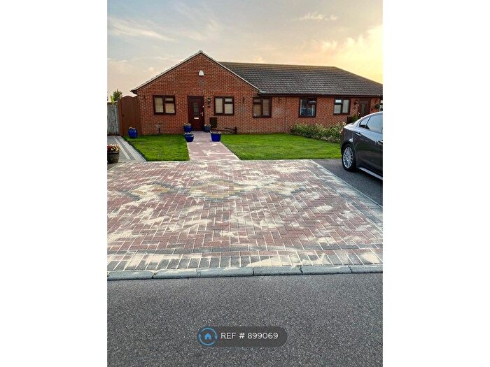 2 Bedroom Bungalow To Rent In Niwrim Way, Minster On Sea, Sheerness, ME12