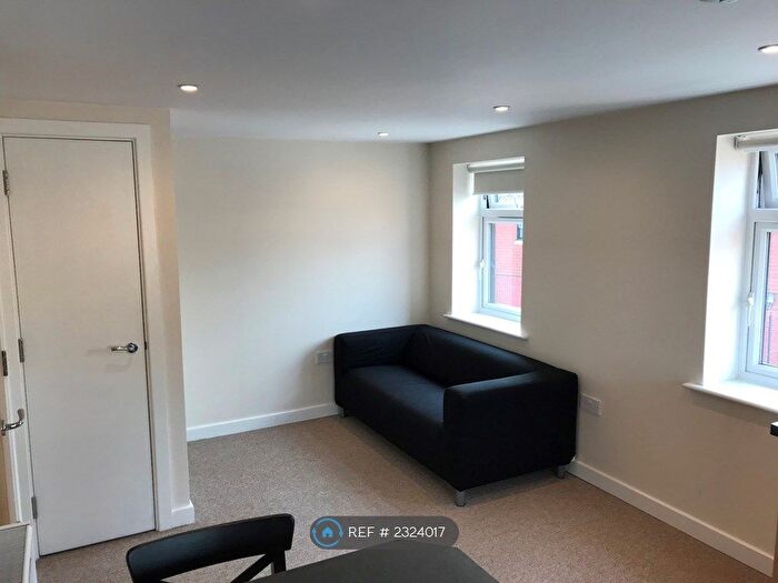 1 Bedroom Flat To Rent In Capstone Road, Bournemouth, BH8