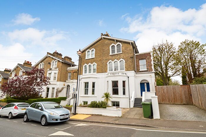 1 Bedroom Flat To Rent In Brandram Road, London, SE13