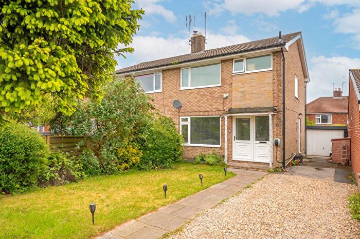 3 Bedroom Semi Detached House For Sale In Hookstone Way, Harrogate, HG2