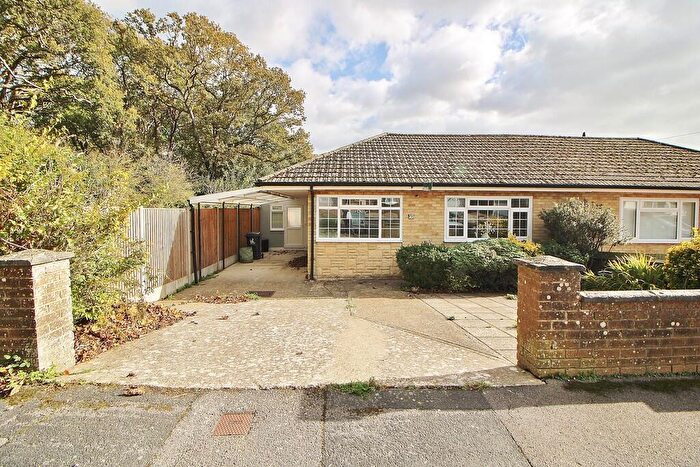 3 Bedroom Semi-Detached Bungalow For Sale In Newbolt Close, Cowplain, PO8