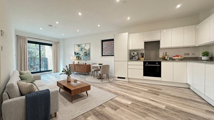 1 Bedroom Flat To Rent In Flat, Iby House, Southend Road, London, E18