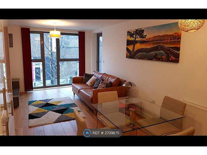 2 Bedroom Flat To Rent In Chesworth Court, London, E1