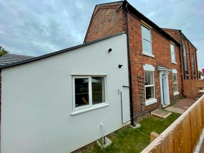 2 Bedroom House To Rent In Lickhill Road, Stourport-On-Severn, DY13