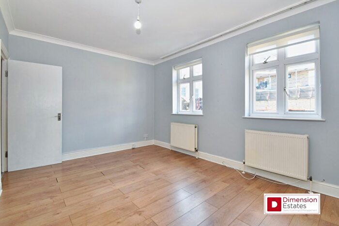 2 Bedroom Maisonette To Rent In Lower Clapton Road, Lower Clapton, Hackney, E5