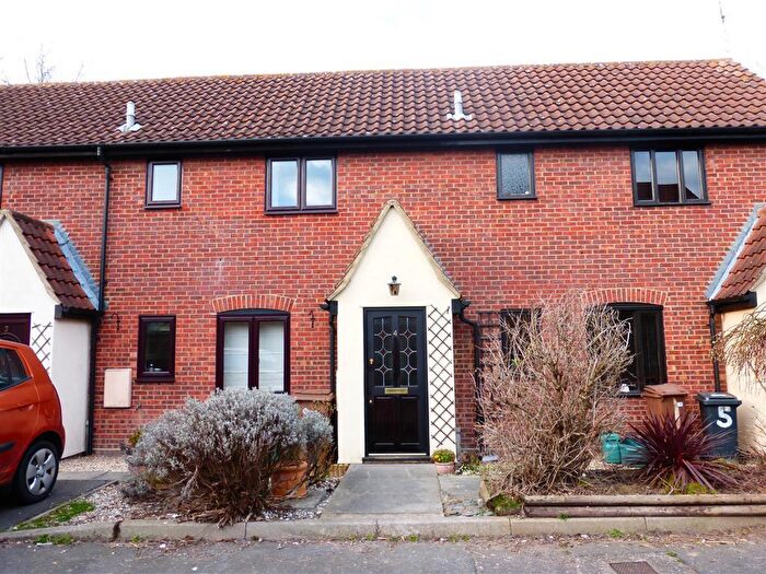 1 Bedroom House To Rent In Hillside Mews, Chelmsford, CM2
