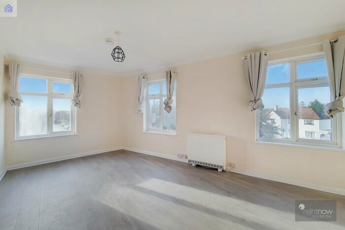 1 Bedroom Flat To Rent In Long Lane, London, UB10