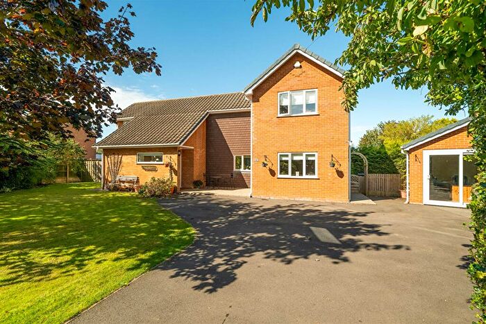 4 Bedroom Detached House For Sale In Newark Road, Bassingham, Lincoln, LN5