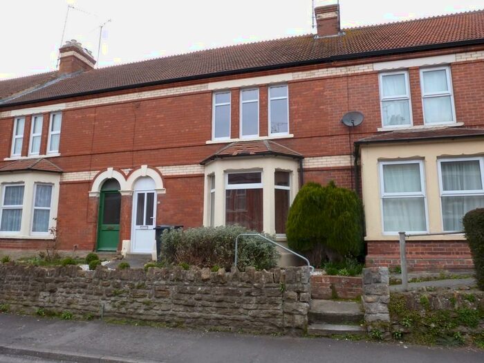 2 Bedroom Terraced House To Rent In Crofton Avenue, Yeovil, BA21