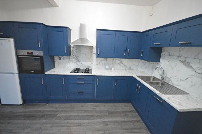 3 Bedroom Terraced House To Rent In Lynford Gardens, Ilford, IG3