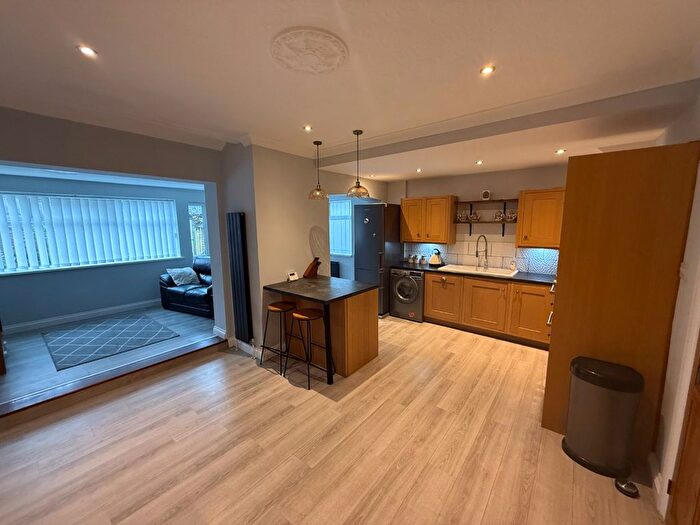 3 Bedroom Terraced House For Sale In Foxdale Avenue, Blackpool, FY3