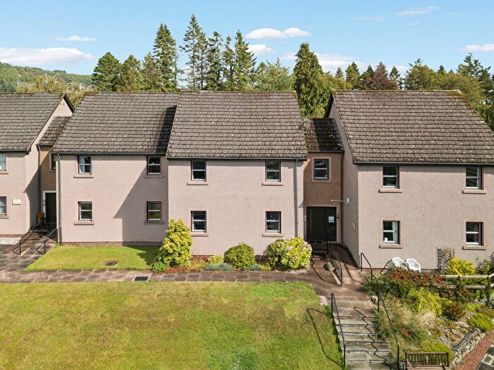 2 Bedroom Flat For Sale In Earnbank, Bridge Of Earn, PH2