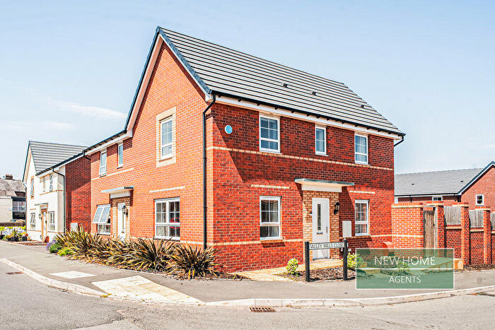 3 Bedroom Semi Detached House For Sale In Valley Mills Close, Stourport-on-Severn, DY13