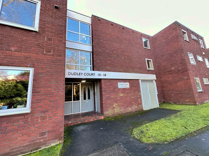 1 Bedroom Flat To Rent In Carlton Road, Manchester, M16