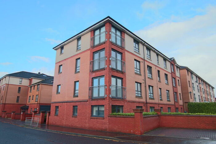 2 Bedroom Flat To Rent In Strathcona Drive, Anniesland, G13