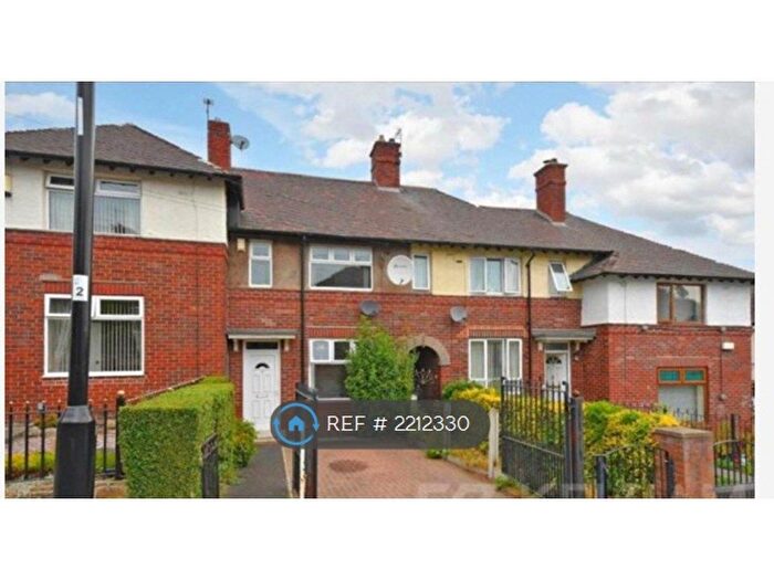 2 Bedroom Terraced House To Rent In Kinnaird Place, Sheffield, S5