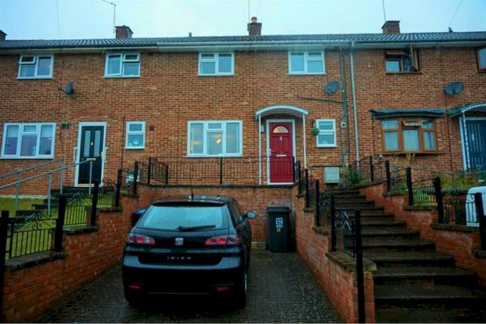 3 Bedroom Terraced House To Rent In Chaulden Terrace, Hemel Hempstead, HP1