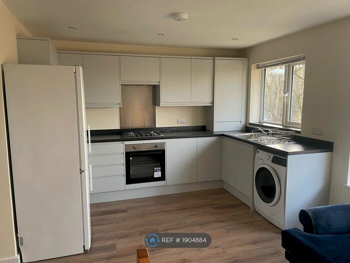 1 Bedroom Flat To Rent In Eskmont Ridge, London, SE19