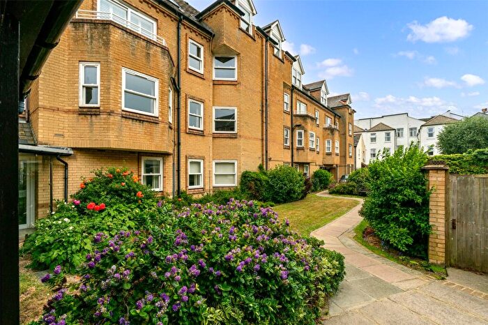 2 Bedroom Retirement Property For Sale In West Street, Worthing, West Sussex, BN11