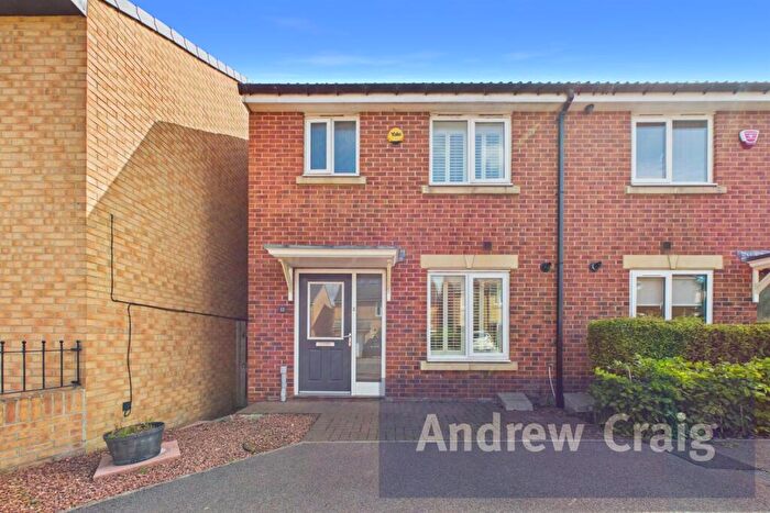 3 Bedroom Semi-Detached House For Sale In Bowes Gardens, Springwell Village, NE9