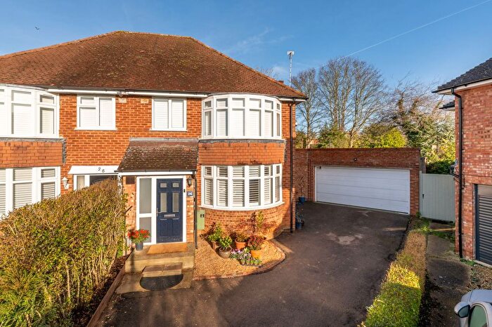 5 Bedroom Semi-Detached House For Sale In Haymoor, Letchworth Garden City, SG6