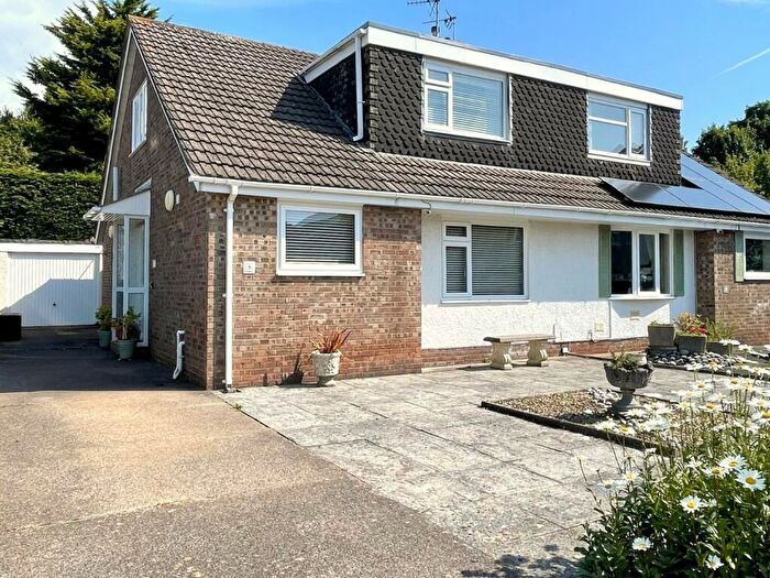 4 Bedroom Semi-Detached Bungalow For Sale In Highbridge Close, Sully, Penarth, CF64