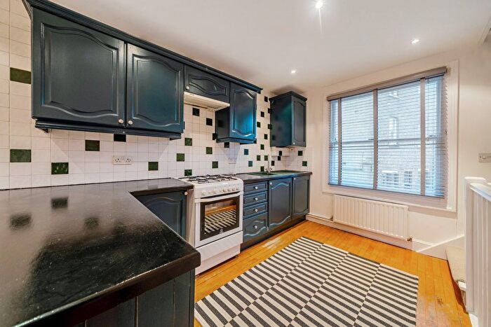 2 Bedroom Flat To Rent In Tranquil Vale, London, London, SE3