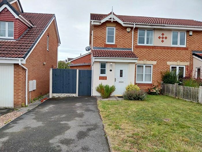 3 Bedroom Semi-Detached House To Rent In Gileswood Crescent, Brampton Bierlow, S63