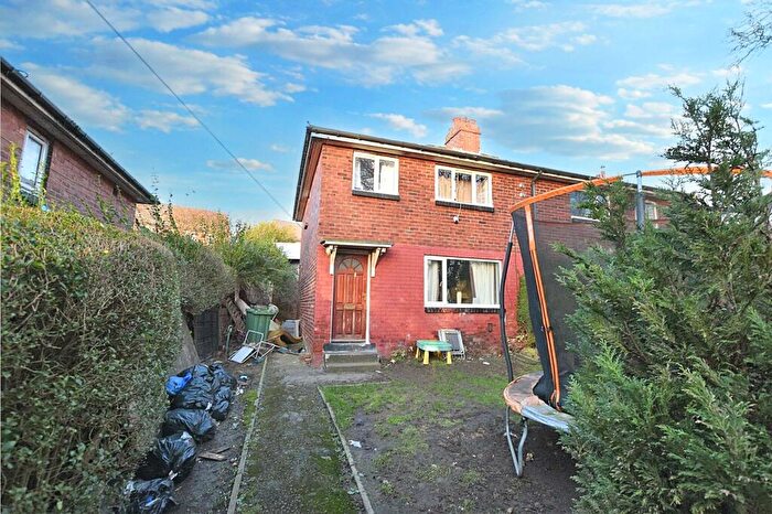 3 Bedroom Semi-Detached House For Sale In Potternewton Lane, Leeds, West Yorkshire, LS7