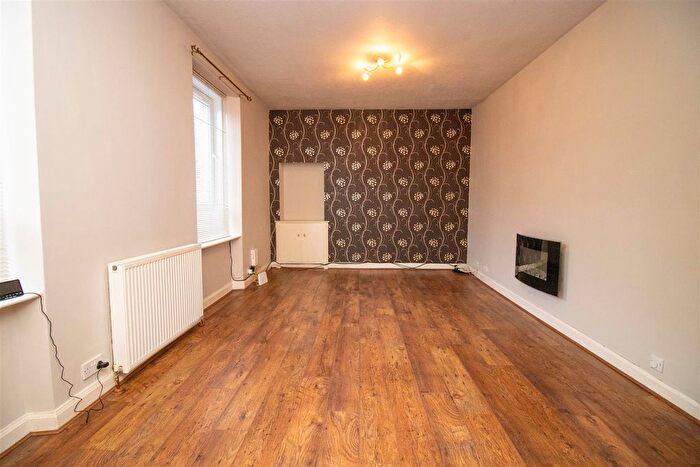 2 Bedroom Flat For Sale In Morrison Place, Hawick, TD9