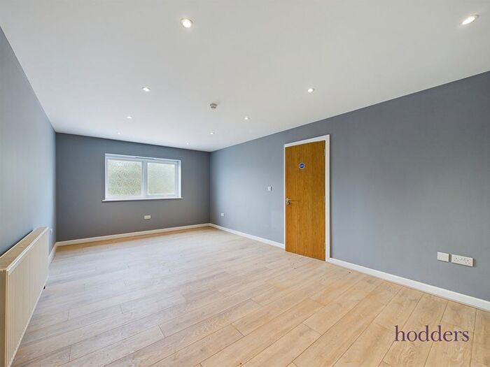 1 Bedroom Property To Rent In Fordwater Road, Chertsey, Surrey, KT16