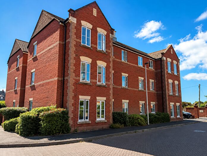 2 Bedroom Flat For Sale In Well-Presented Two Bedroom Apartment With En-Suite & Allocated Parking Budleigh Salterton, EX9