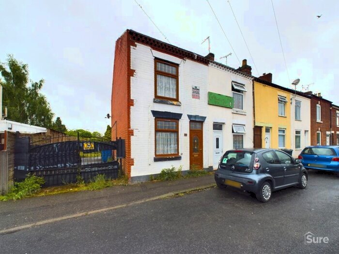 2 Bedroom Semi-Detached House To Rent In Wood Street, Burton-On-Trent, DE14