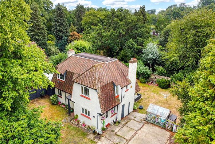 3 Bedroom Detached House For Sale In Bagshot Road, Bracknell, RG12