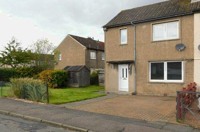 3 Bedroom Semi-Detached House To Rent In Letham Avenue, Pumpherston, Livingston, EH53