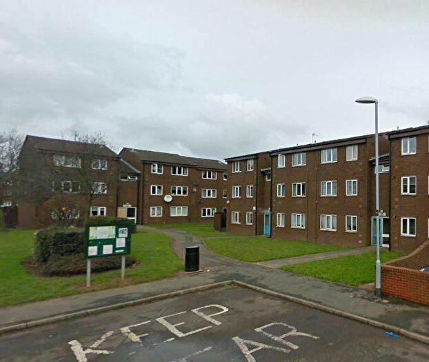 2 Bedroom Flat To Rent In Temple Close, LE12