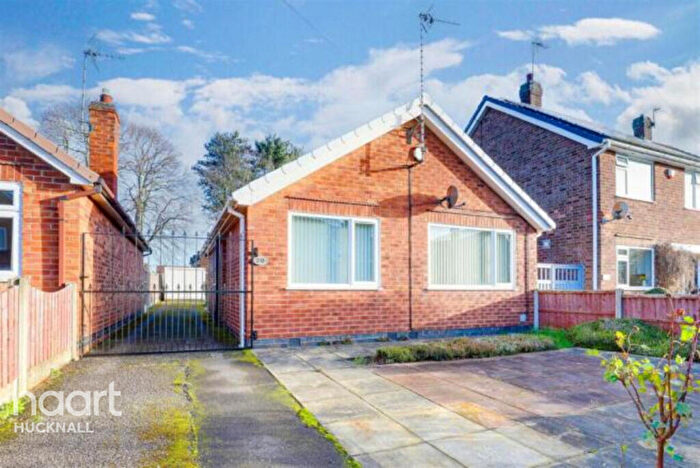2 Bedroom Detached Bungalow For Sale In Merlin Drive, Nottingham, NG15