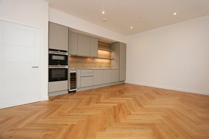 1 Bedroom Flat To Rent In Elderslie Street, Glasgow, G3