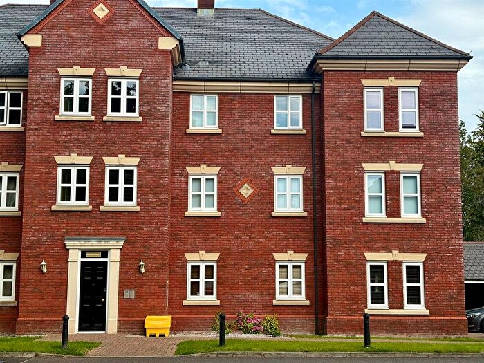 2 Bedroom Flat For Sale In Ladybank Avenue, Fulwood, PR2