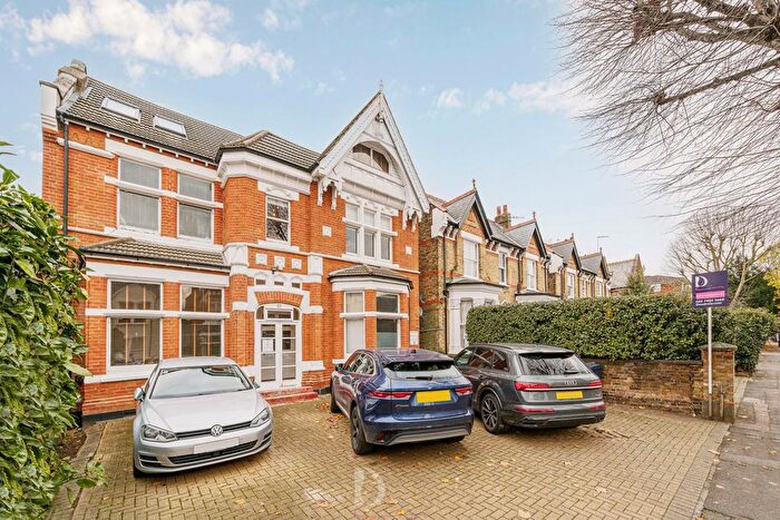 1 Bedroom Flat To Rent In Gordon Road, London, W5