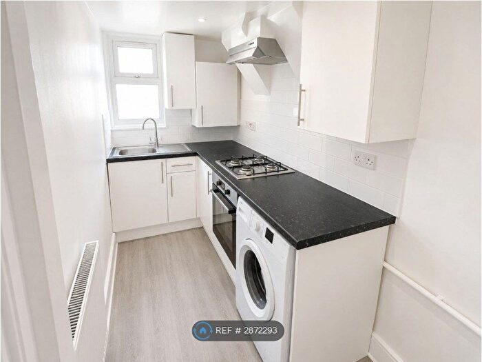 2 Bedroom Maisonette To Rent In Green Street, London, E13