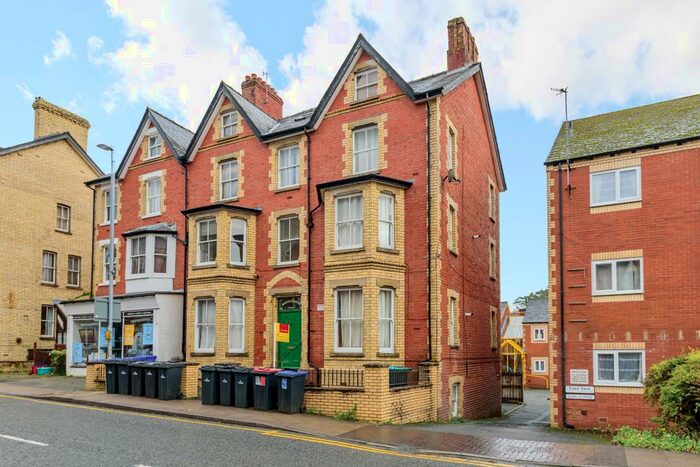 2 Bedroom Apartment To Rent In Temple Street, Llandrindod Wells, LD1