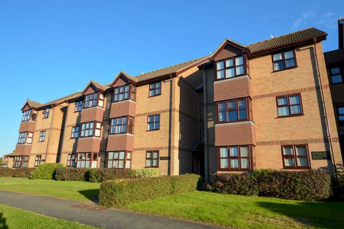 1 Bedroom Flat To Rent In Snowdon Close, Eastbourne, BN23