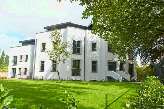 2 Bedroom Flat To Rent In Pittville Crescent, Cheltenham, GL52