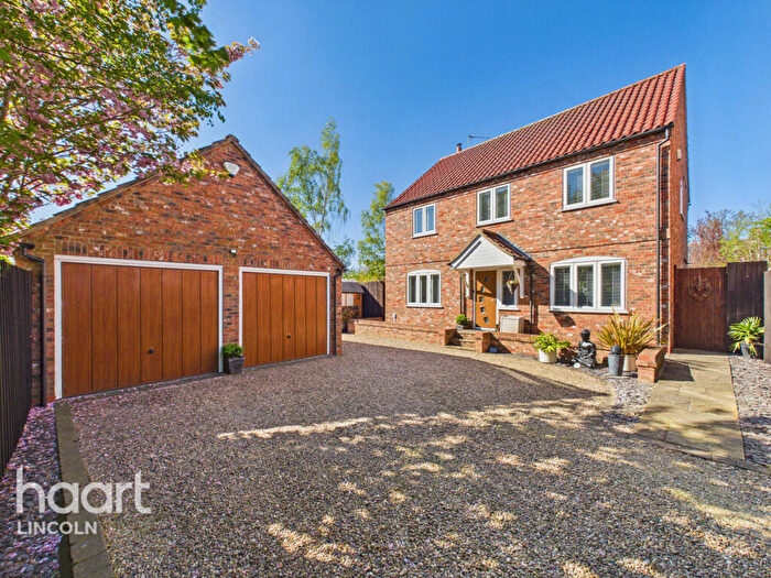 4 Bedroom Detached House For Sale In Chestnut Close, Nocton, LN4