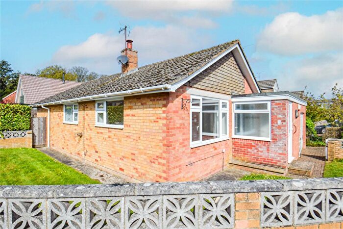 4 Bedroom Detached Bungalow To Rent In Manor Close, Urchfont, Devizes, Wiltshire, SN10