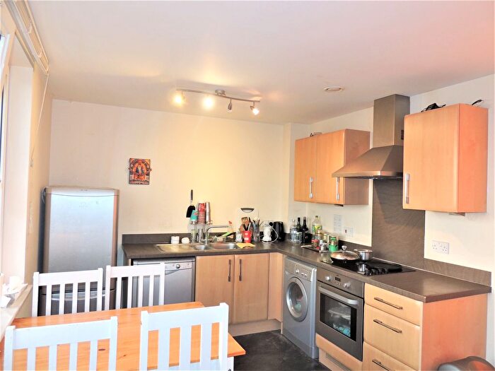 2 Bedroom Flat To Rent In Horizon, Goldsmith Avenue, Hampshire, PO4