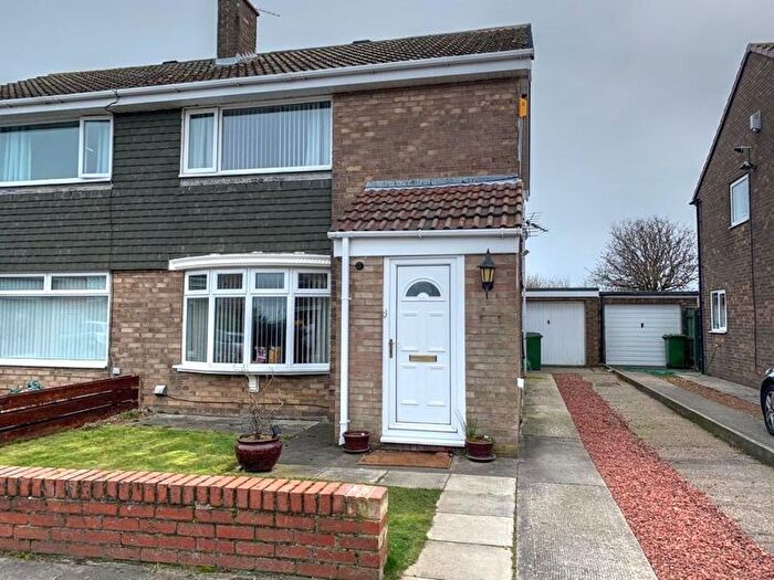 3 Bedroom Semi-Detached House To Rent In Albatross Way, Blyth, NE24